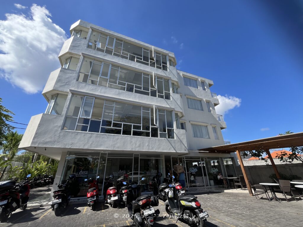 Bali Bustle - Coworking Bali and Coliving Space Baliの外観