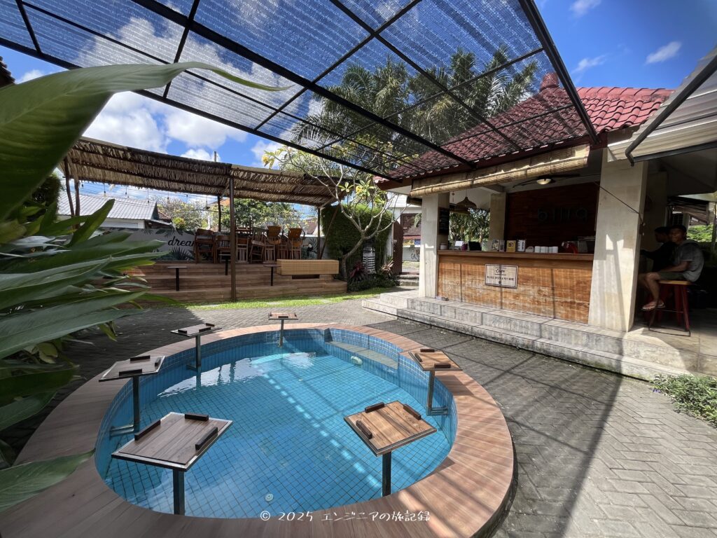 Biliq Seminyak Coworking Spaceのプール