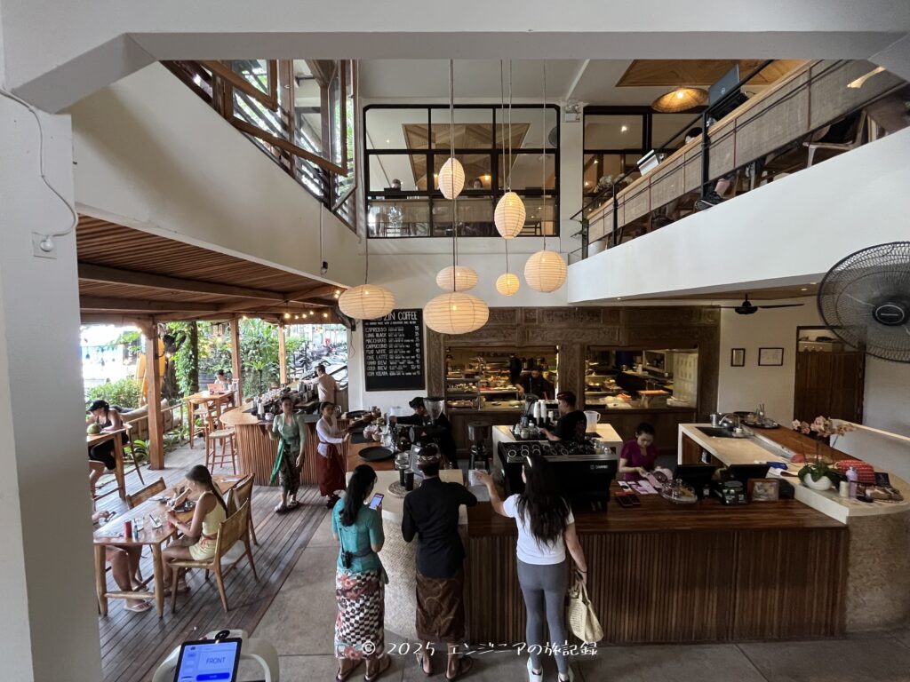 バリ島チャングーにあるZIN Cafeの写真
