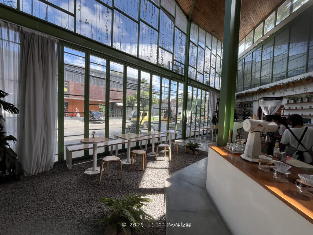 バリ島チャングーにあるMIEL SPECIALTY COFFEE CANGGUの写真