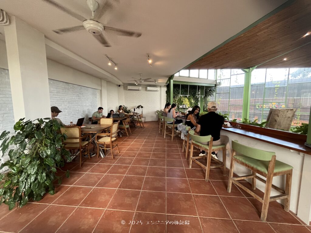 バリ島チャングーにあるMIEL SPECIALTY COFFEE CANGGUの写真