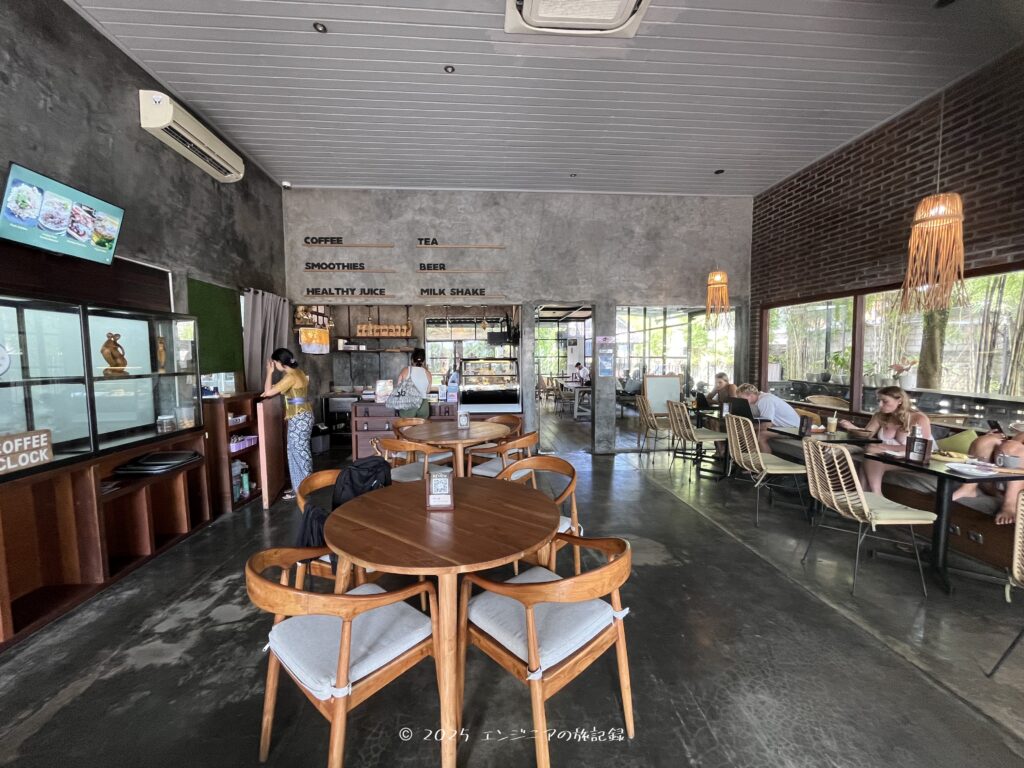 バリ島チャングーにあるAmolas Cafeの写真