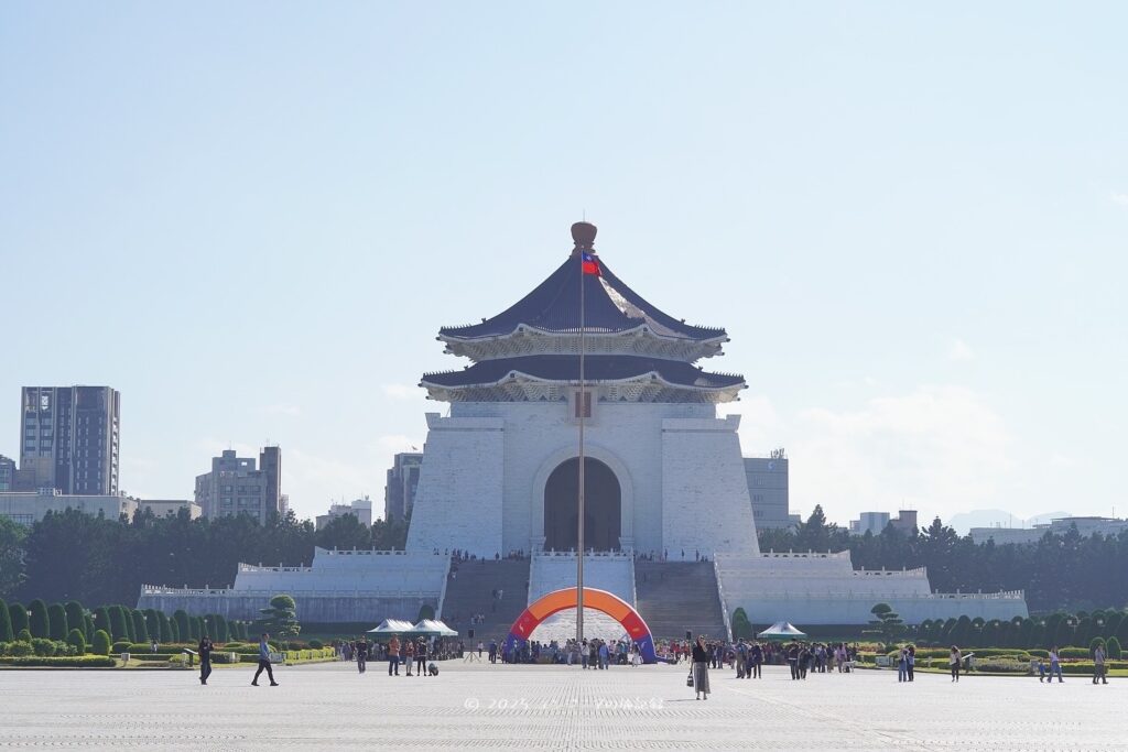 台北の国立中正紀念堂と広場