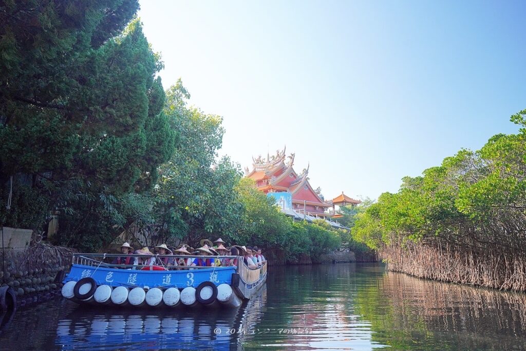 台南の四草緑色隧道のボートツアー