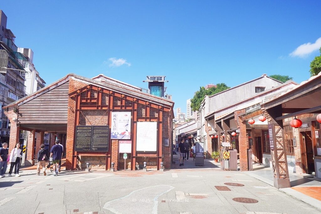 台北の剝皮寮歴史街区の入り口