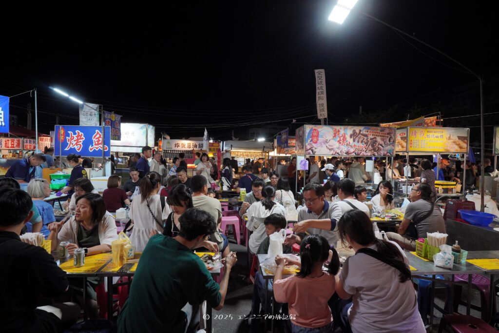 台南の花園夜市の様子
