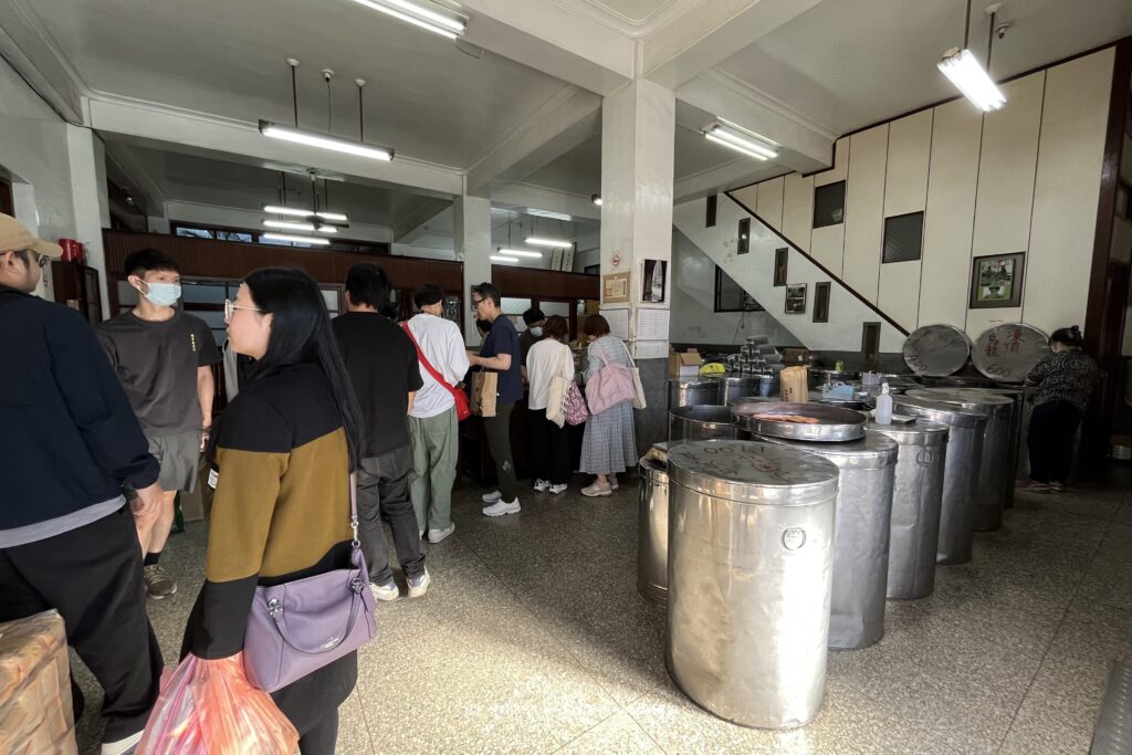 台北の有名なお茶屋さんの林華泰茶行