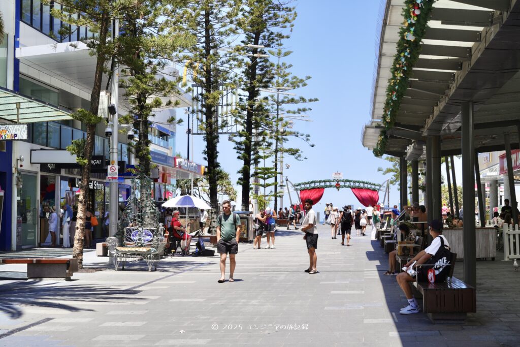 ゴールドコーストのカビル・アベニューの様子