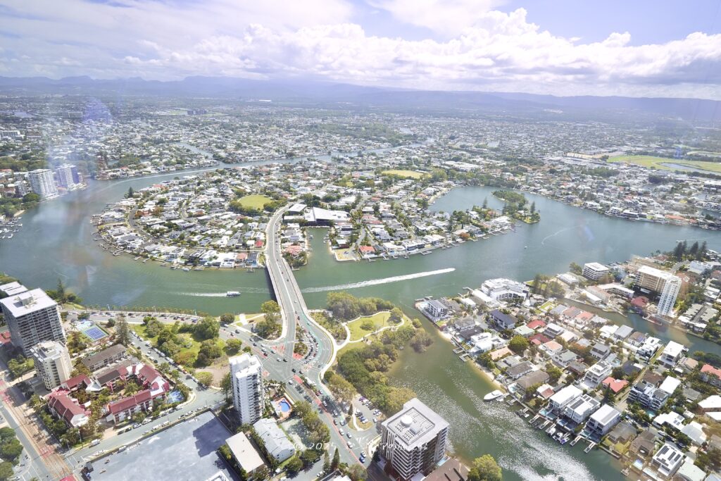 ゴールドコーストのQ1展望台から見た街並み