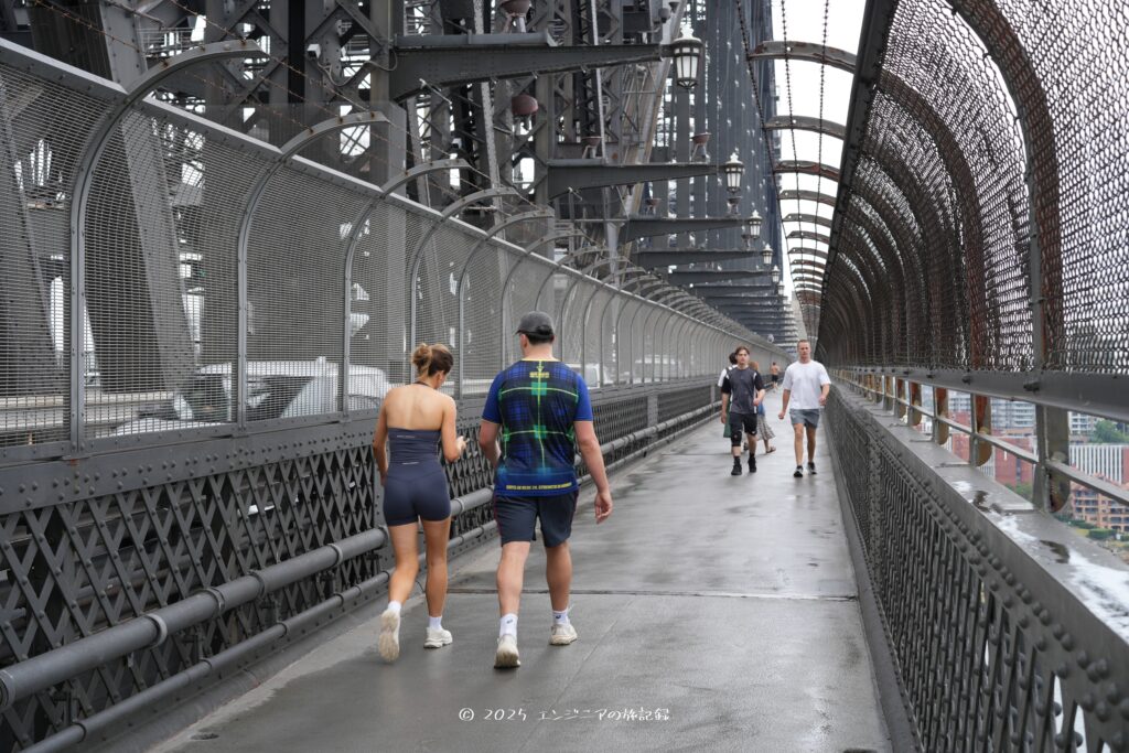 シドニーのハーバーブリッジの様子