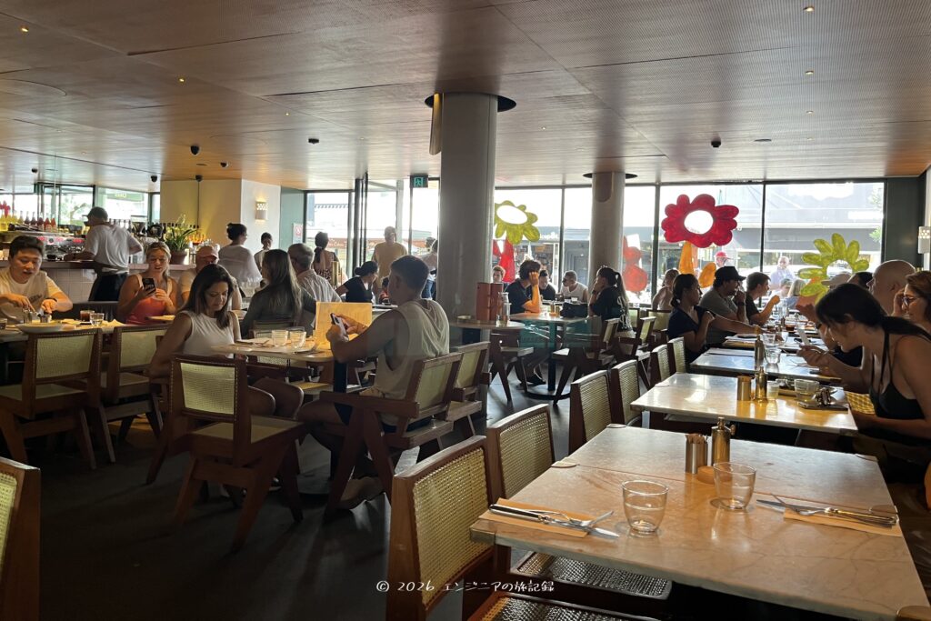 billsのBondi Beach店の様子