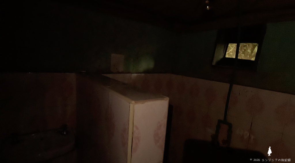 ケニア マサイマラ キャンプサイトのテント内 水場